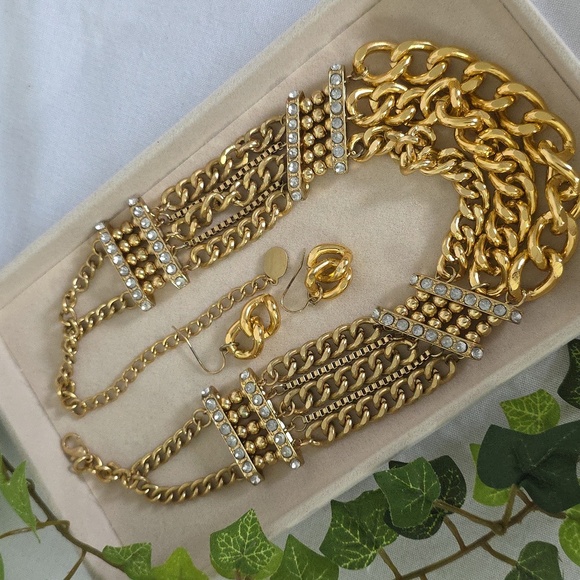 Vintage Chunky Multi Gold Chain Necklace and Earrings Set - Picture 9 of 11